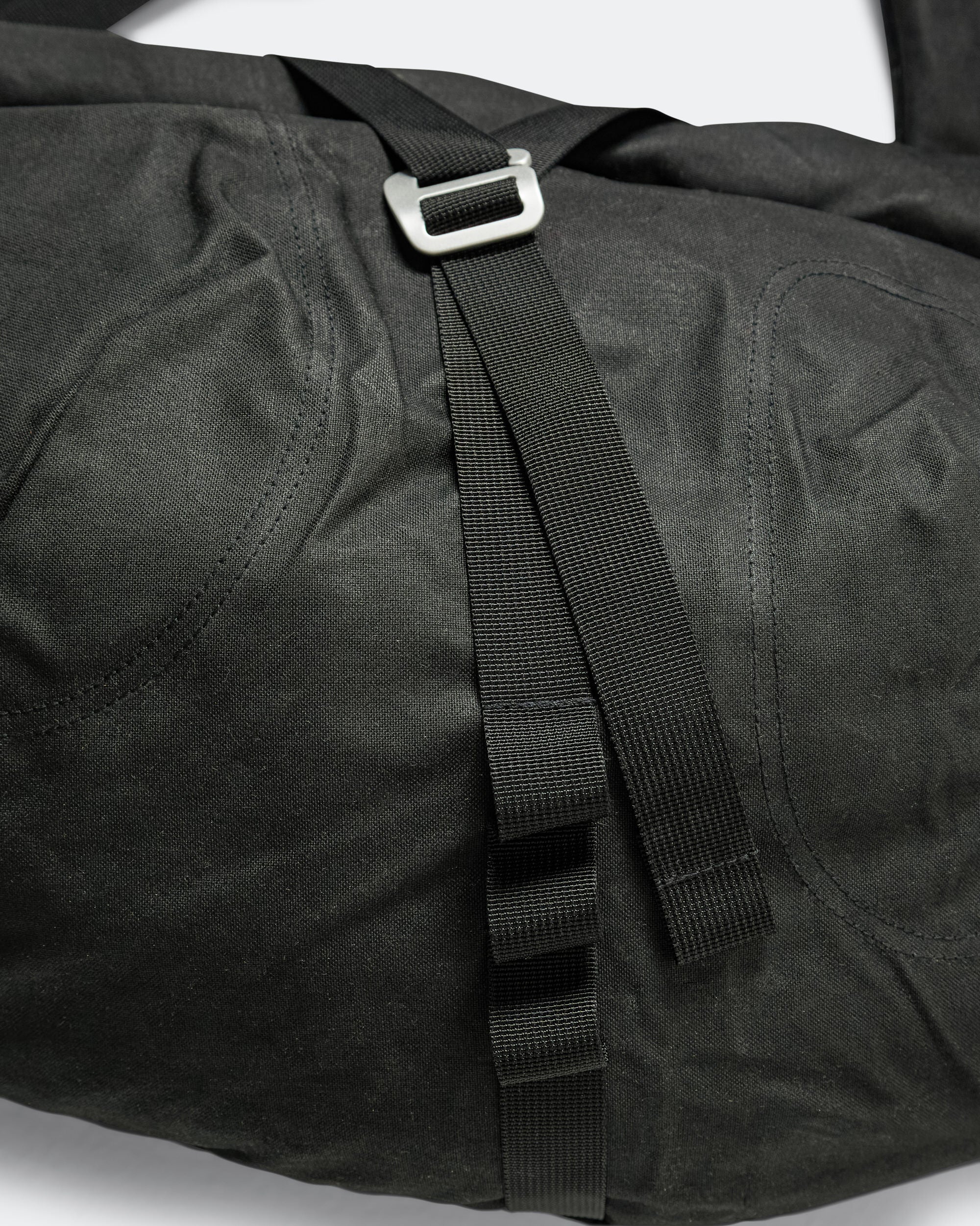 Bubble Roll Bag - Black - Image 5