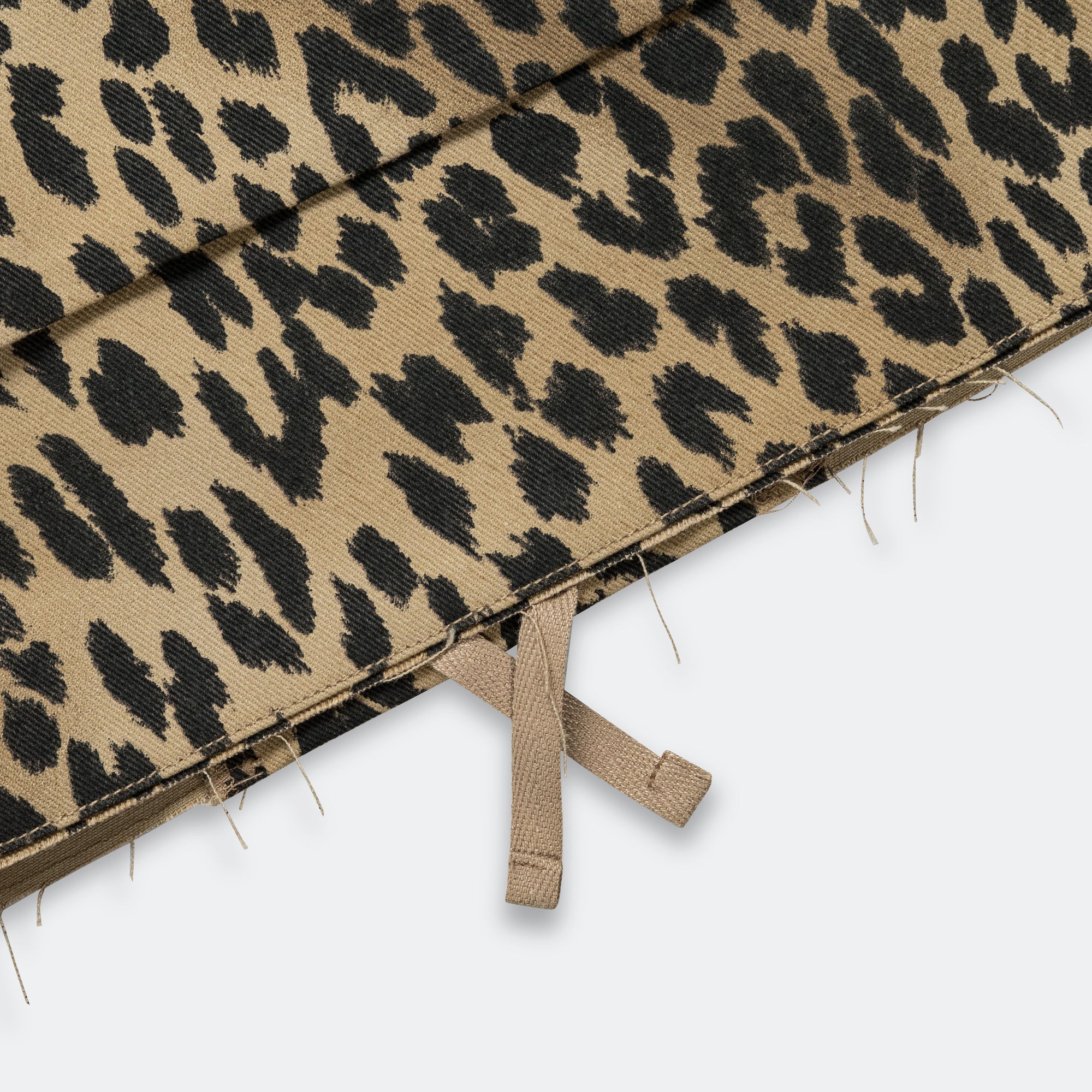 Depot Leopard Cargo Shorts - Beige - Image 6