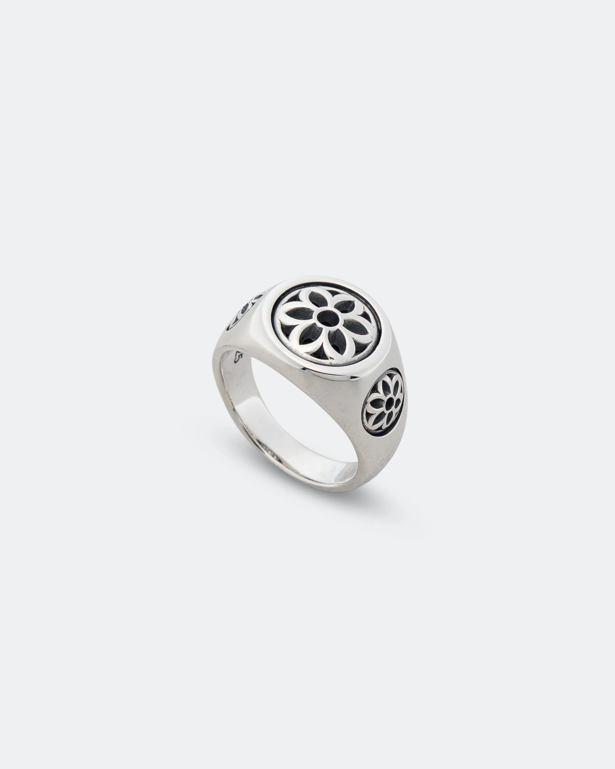Club Ring - Small - 925 Silver - Image 3