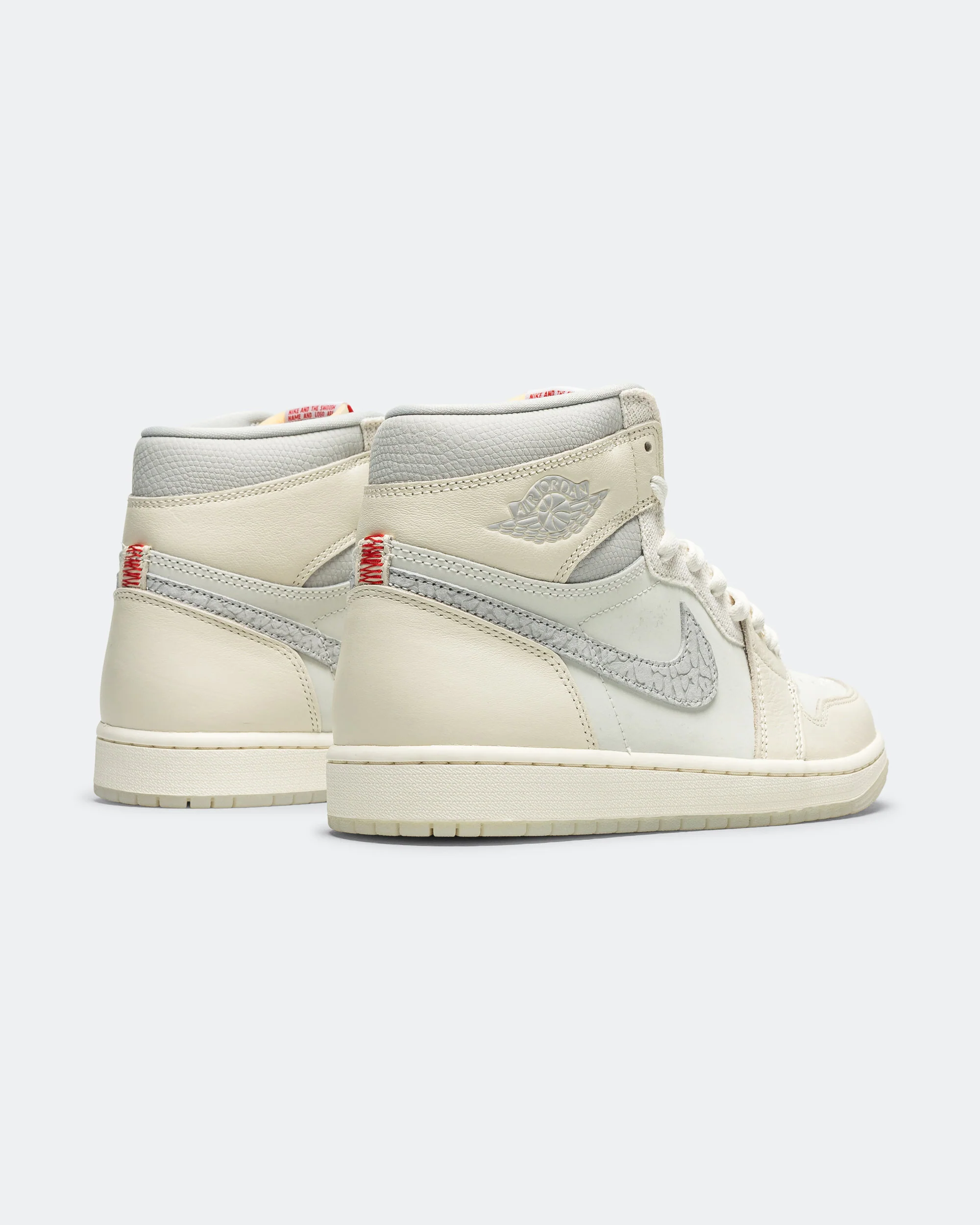 Air Jordan 1 Retro - Sail/University Red-Pale Ivory - Image 3