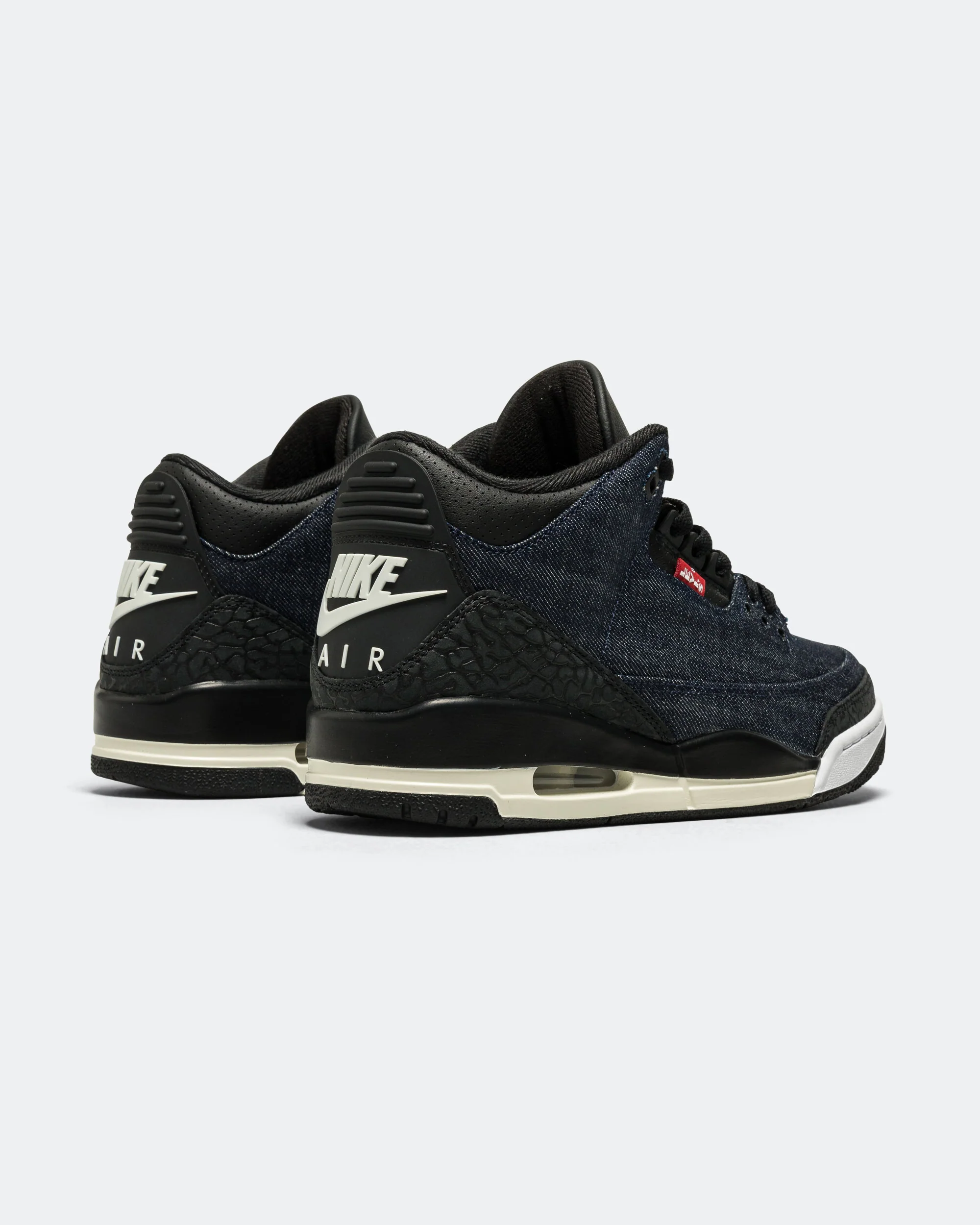 Air Jordan 3 Retro SP x Levis - Denim/Black-Sail - Image 4