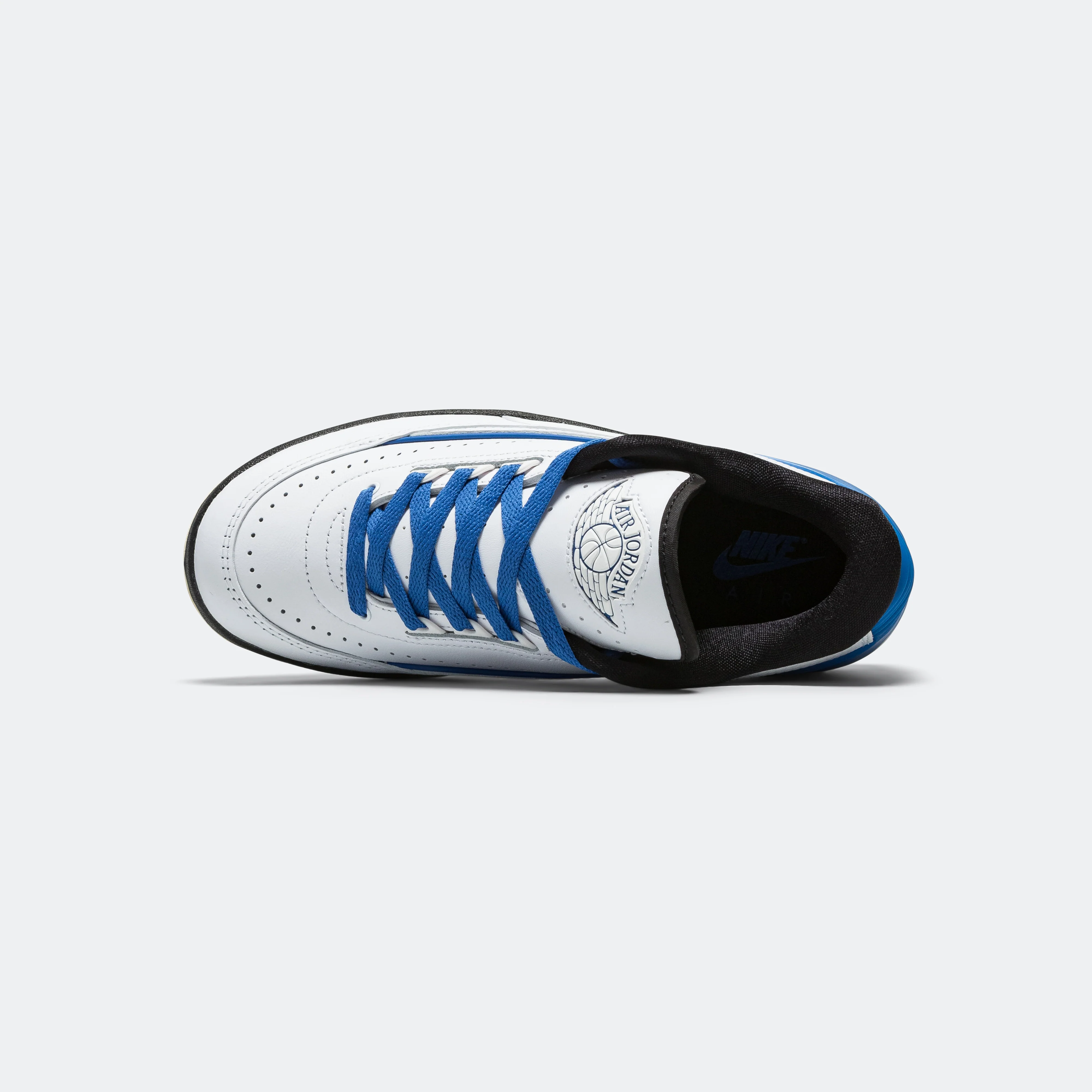 Womens Air Jordan 2 Retro Low - White/Varsity Royal-Black-Muslin - Image 4