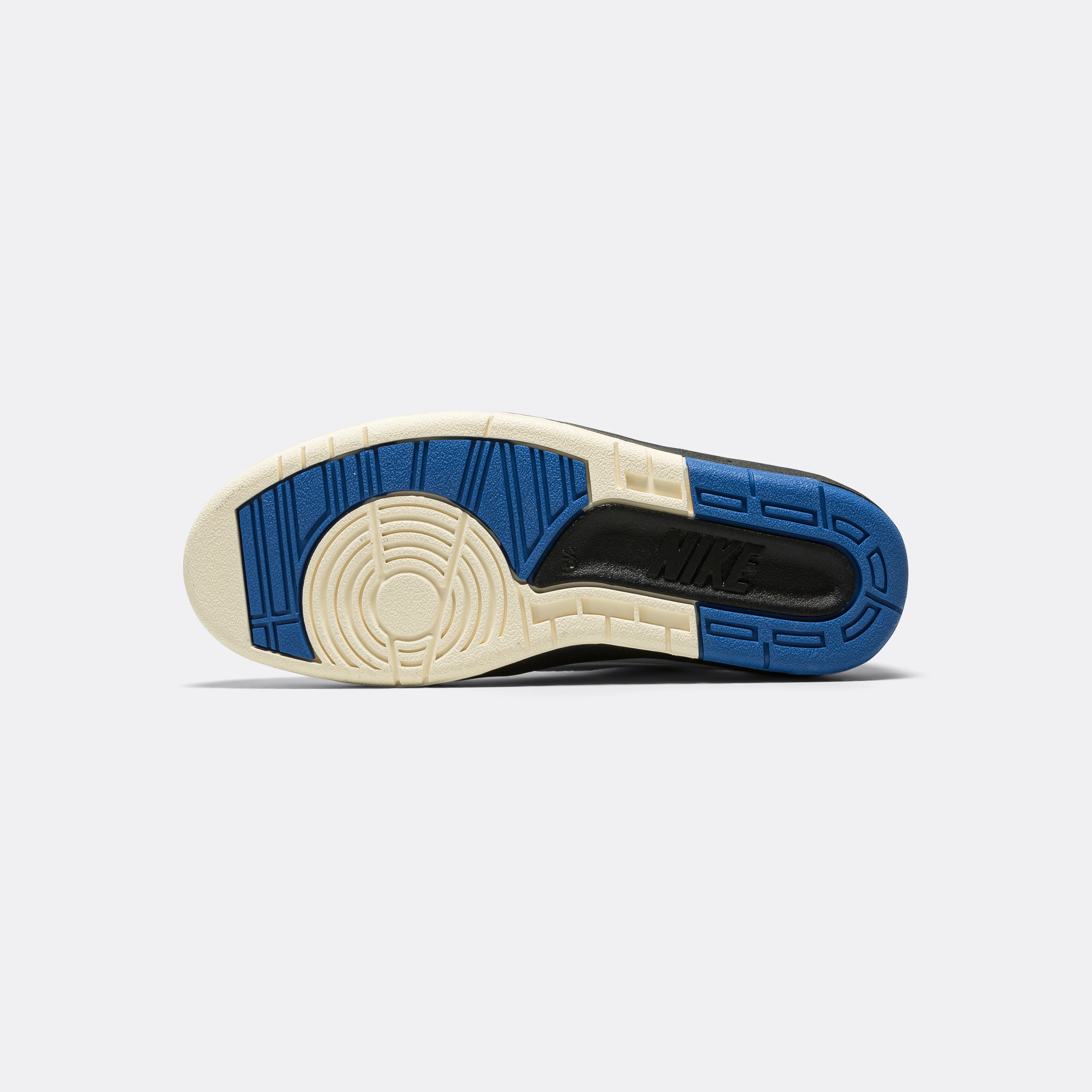 Womens Air Jordan 2 Retro Low - White/Varsity Royal-Black-Muslin - Image 5