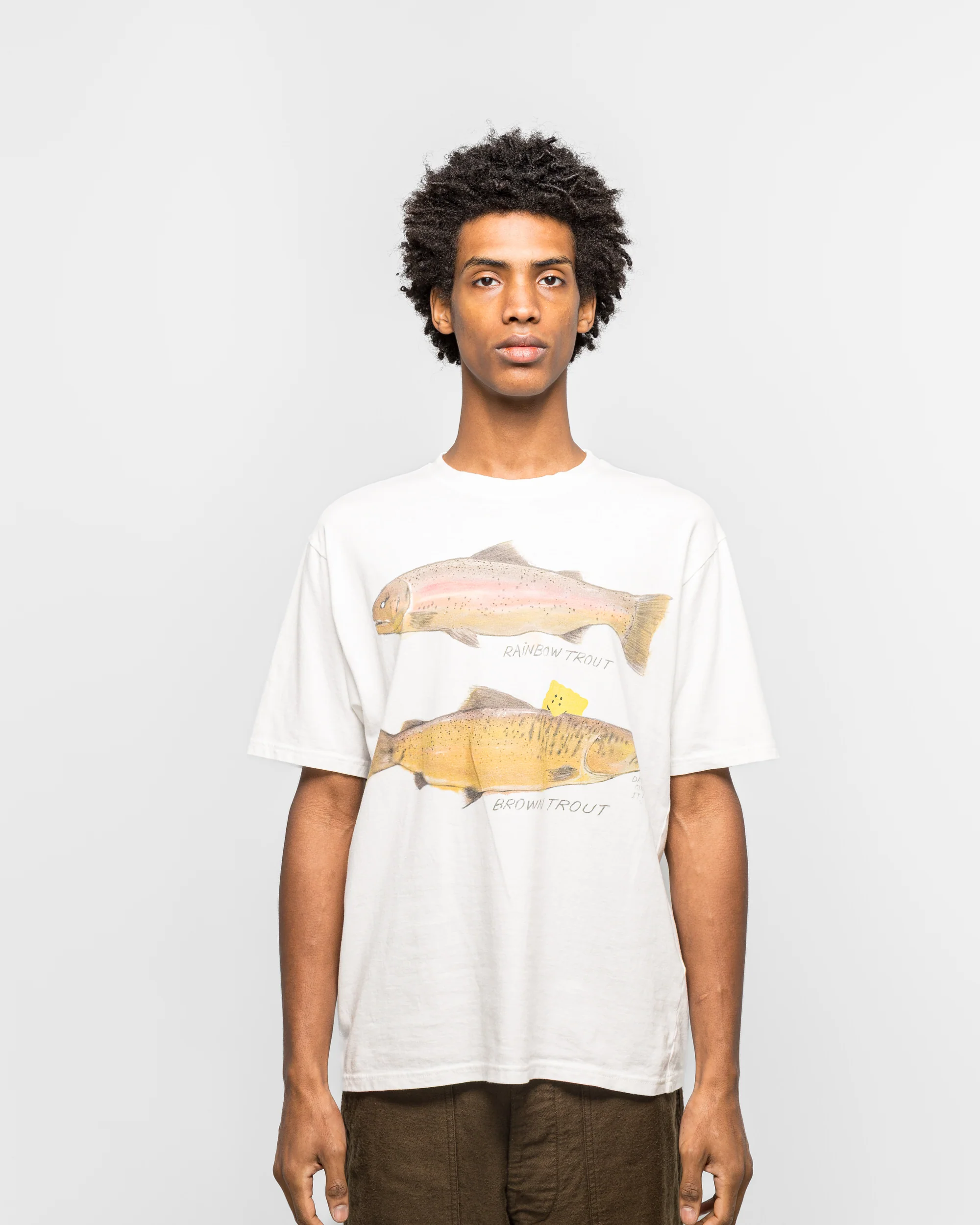 20/-Jersey Crew T (Two Trouts PECKISH RAINBOWY) - White - Image 2