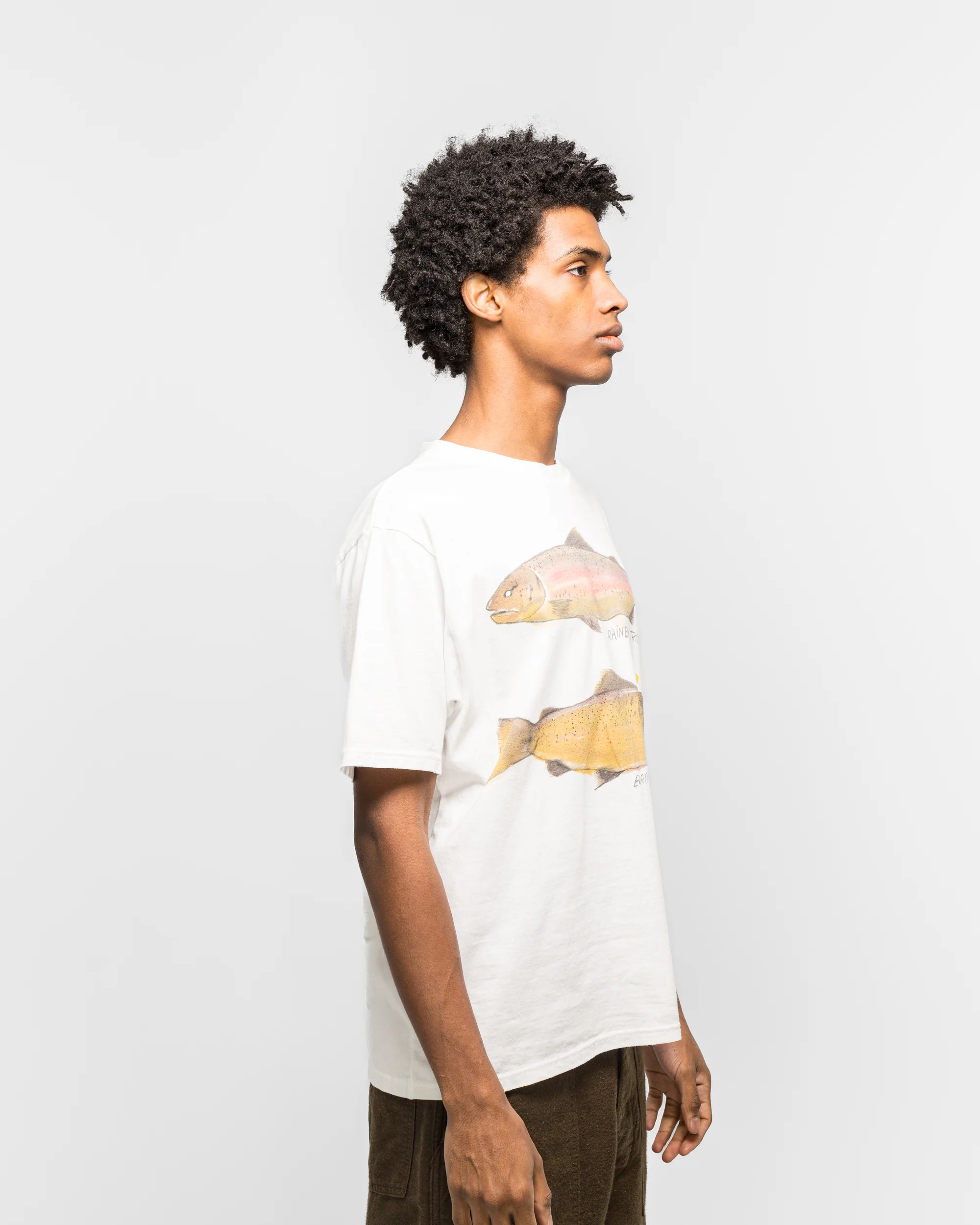 20/-Jersey Crew T (Two Trouts PECKISH RAINBOWY) - White - Image 3
