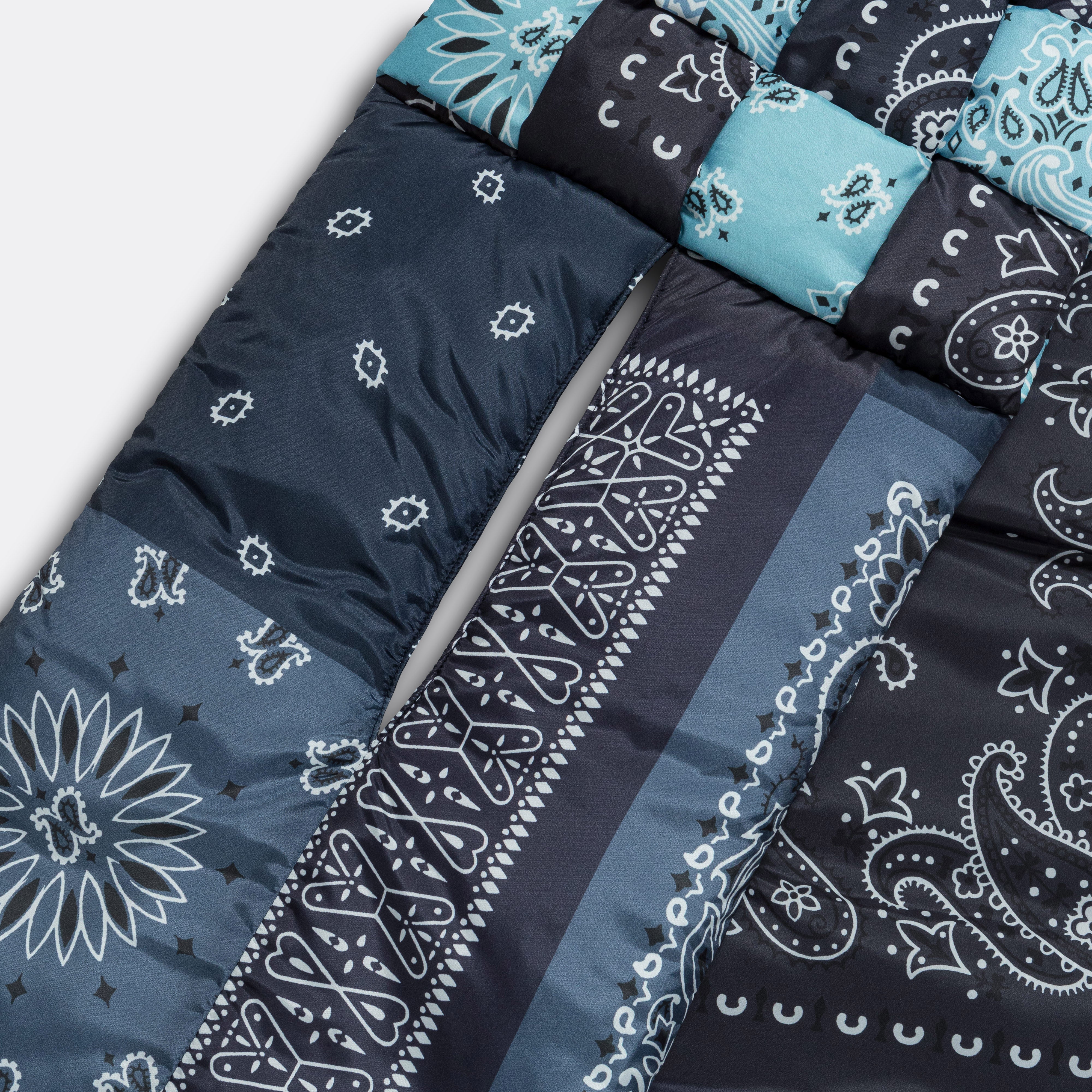 Bandana Print Nylon KEEL WEAVING Scarf - Navy - Image 5