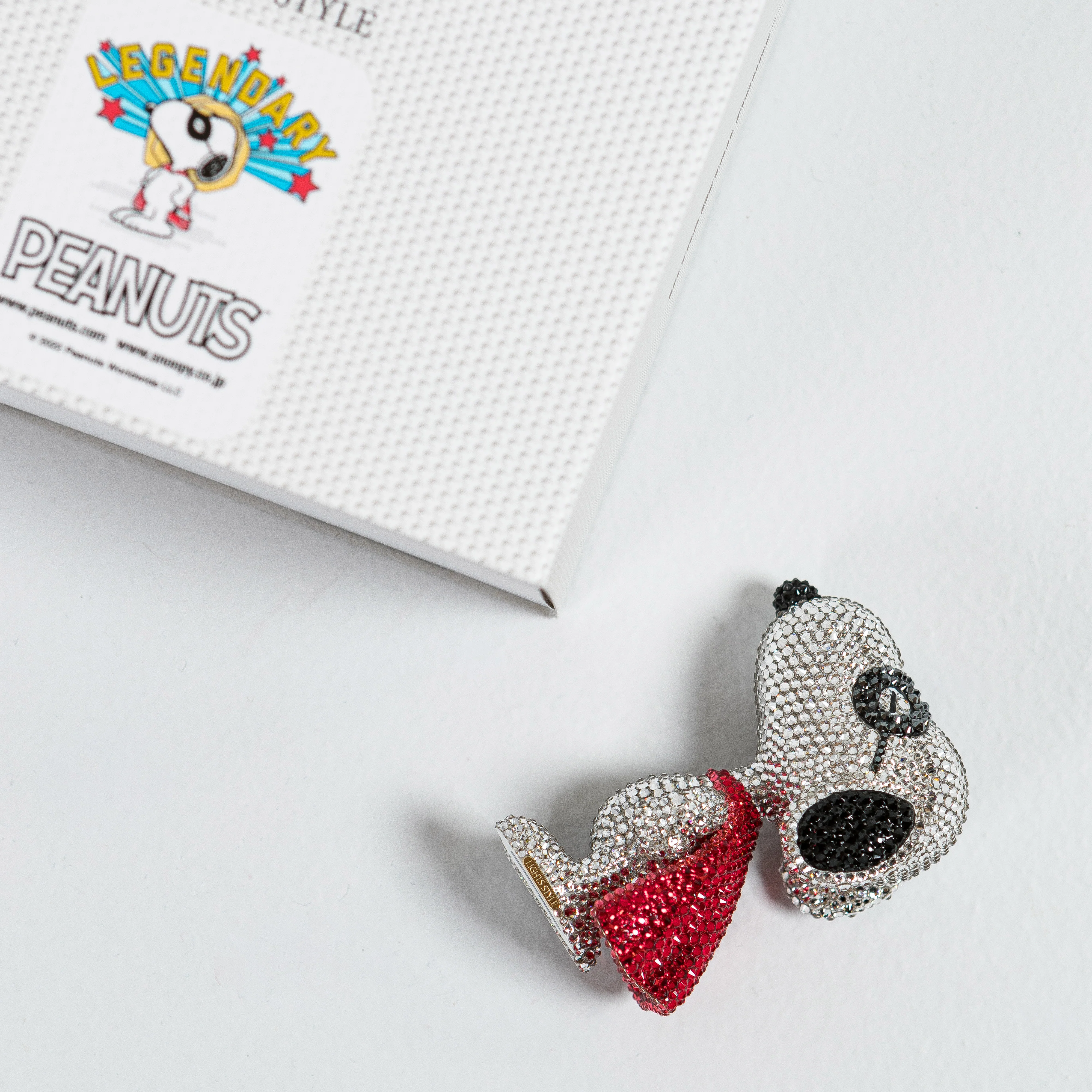 Peanuts Crystal Masked Marvel Snoopy - Image 6
