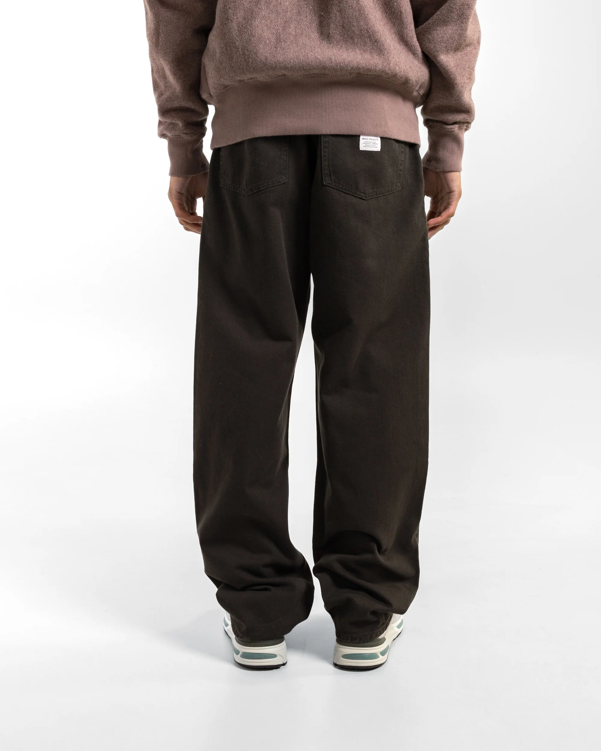 Mogens Relaxed 5 Pocket Heavy Twill - Black - Image 4