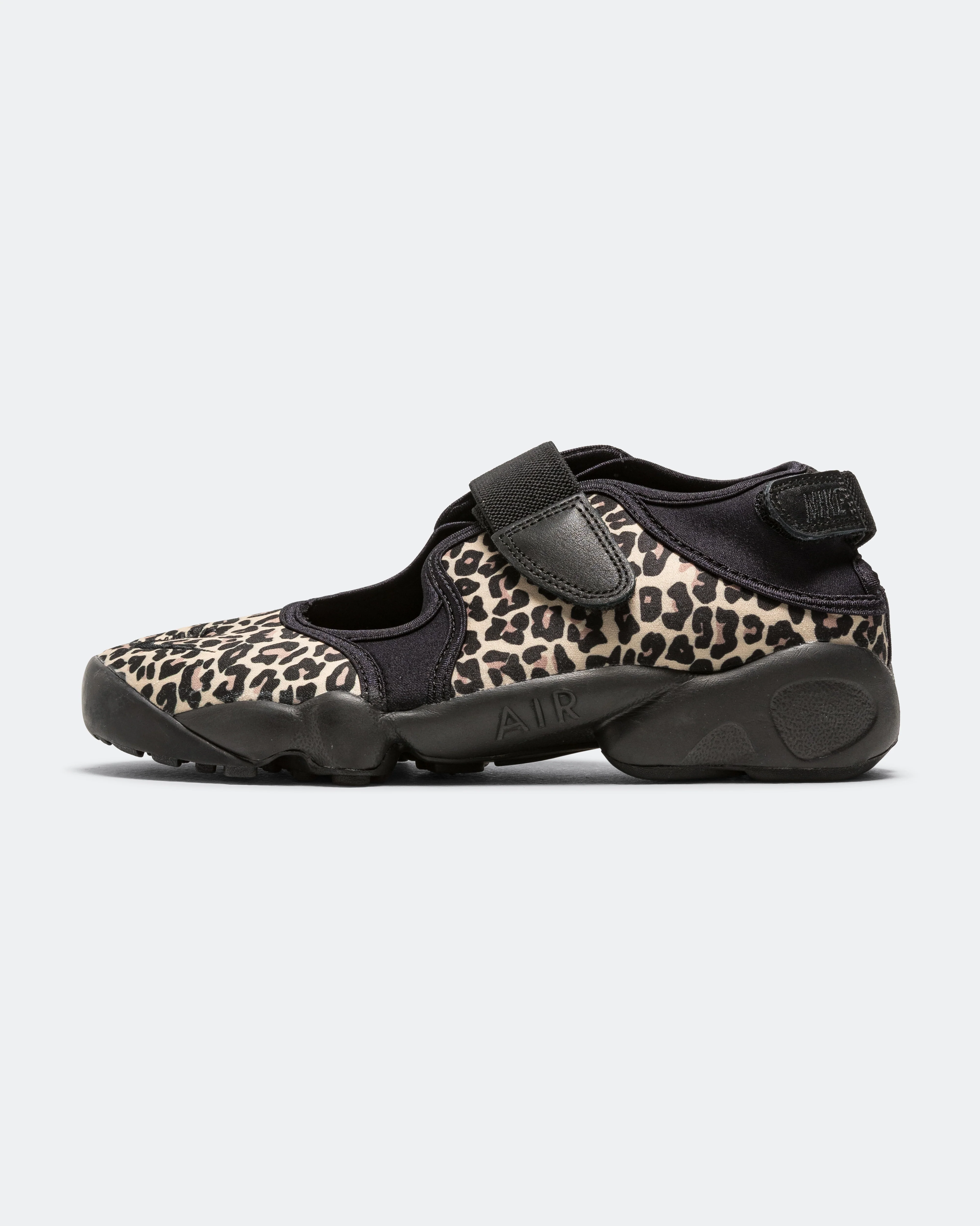 Womens Air Rift - Black/Hemp