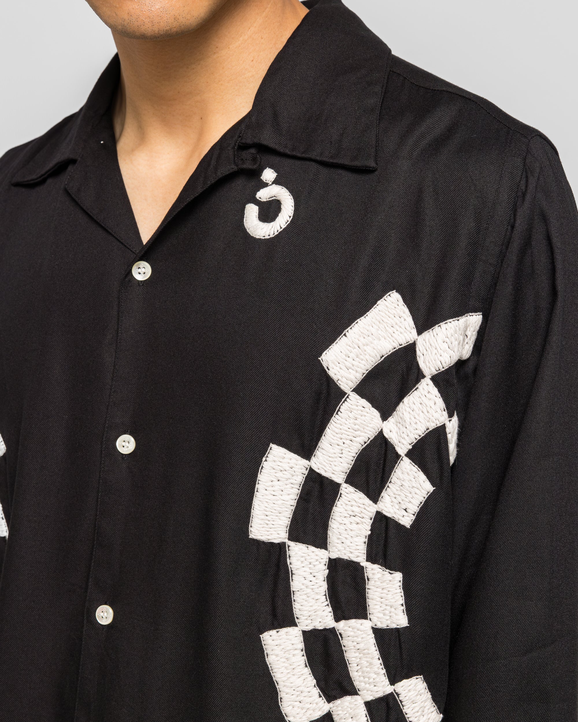 Checker Embroidery Open Collar Shirt - Black - Image 5