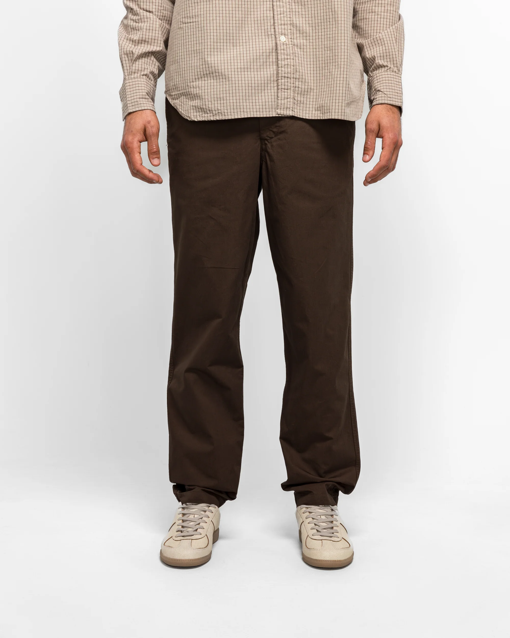Ezra Regular Mineral Dyed Fine Twill Trousers - Espresso - Image 2