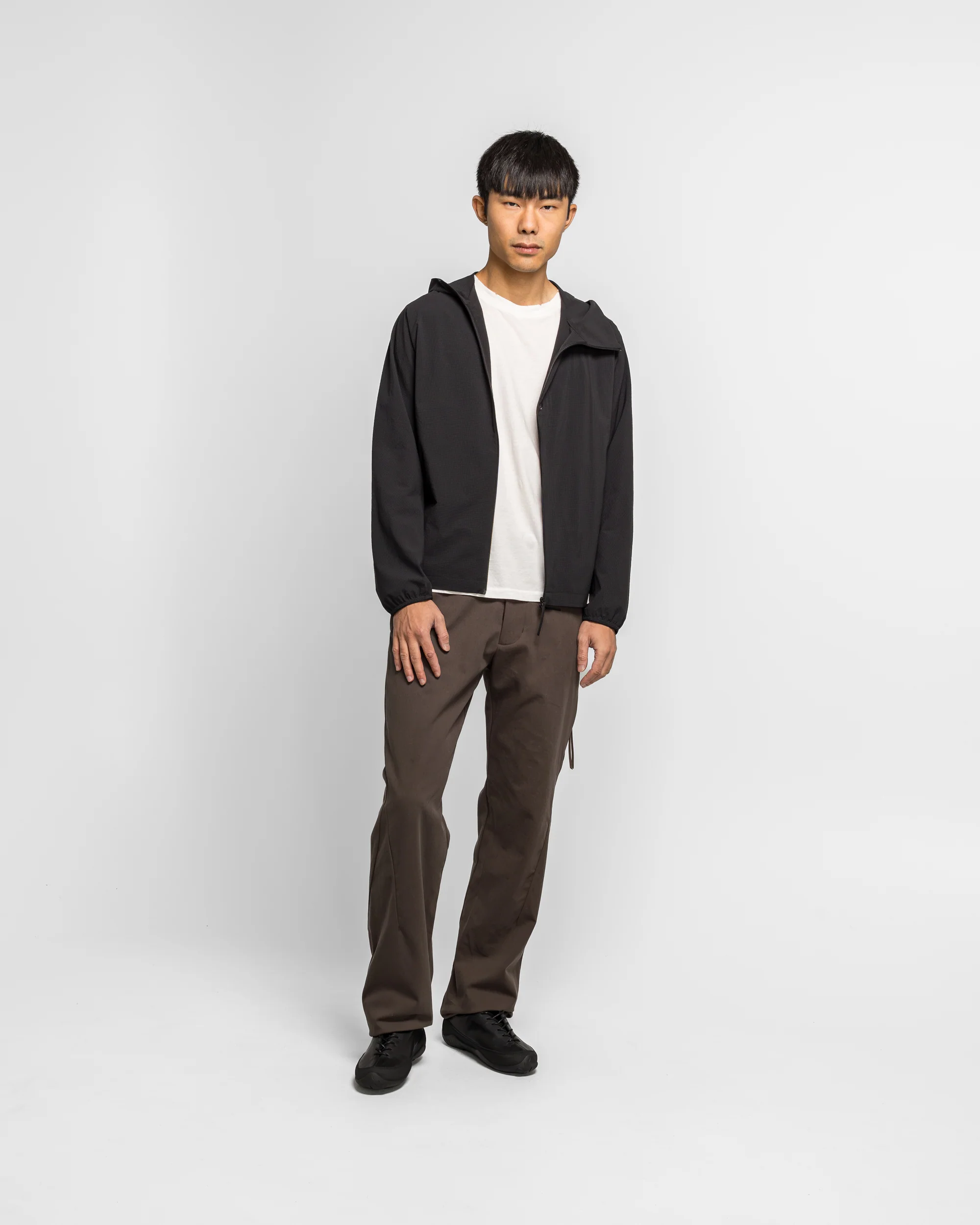 Runner Jacket (Archive) 2 - Black - Image 6