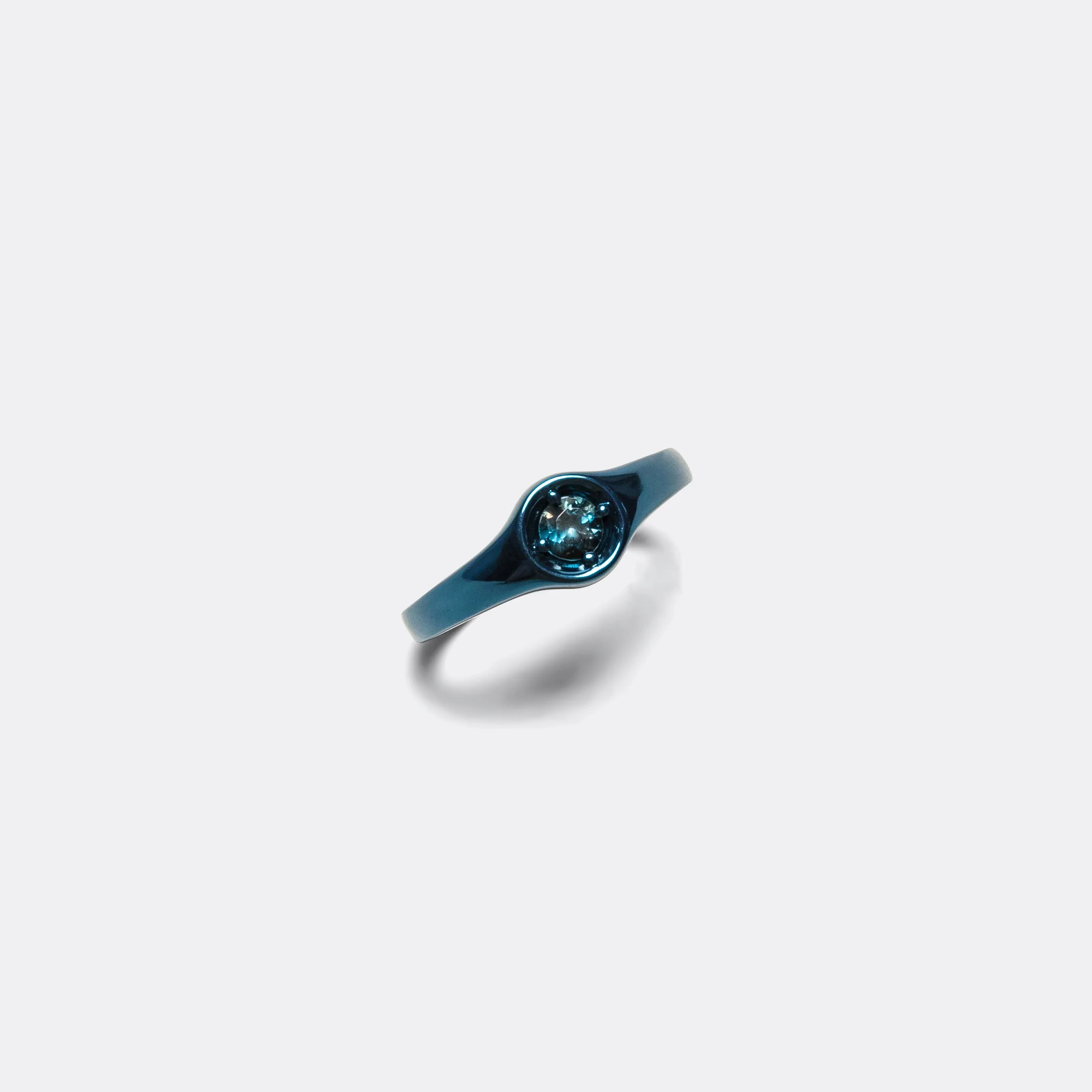 Graphic Sapphire Ring - Blue Sapphire/9k Gold - Image 4