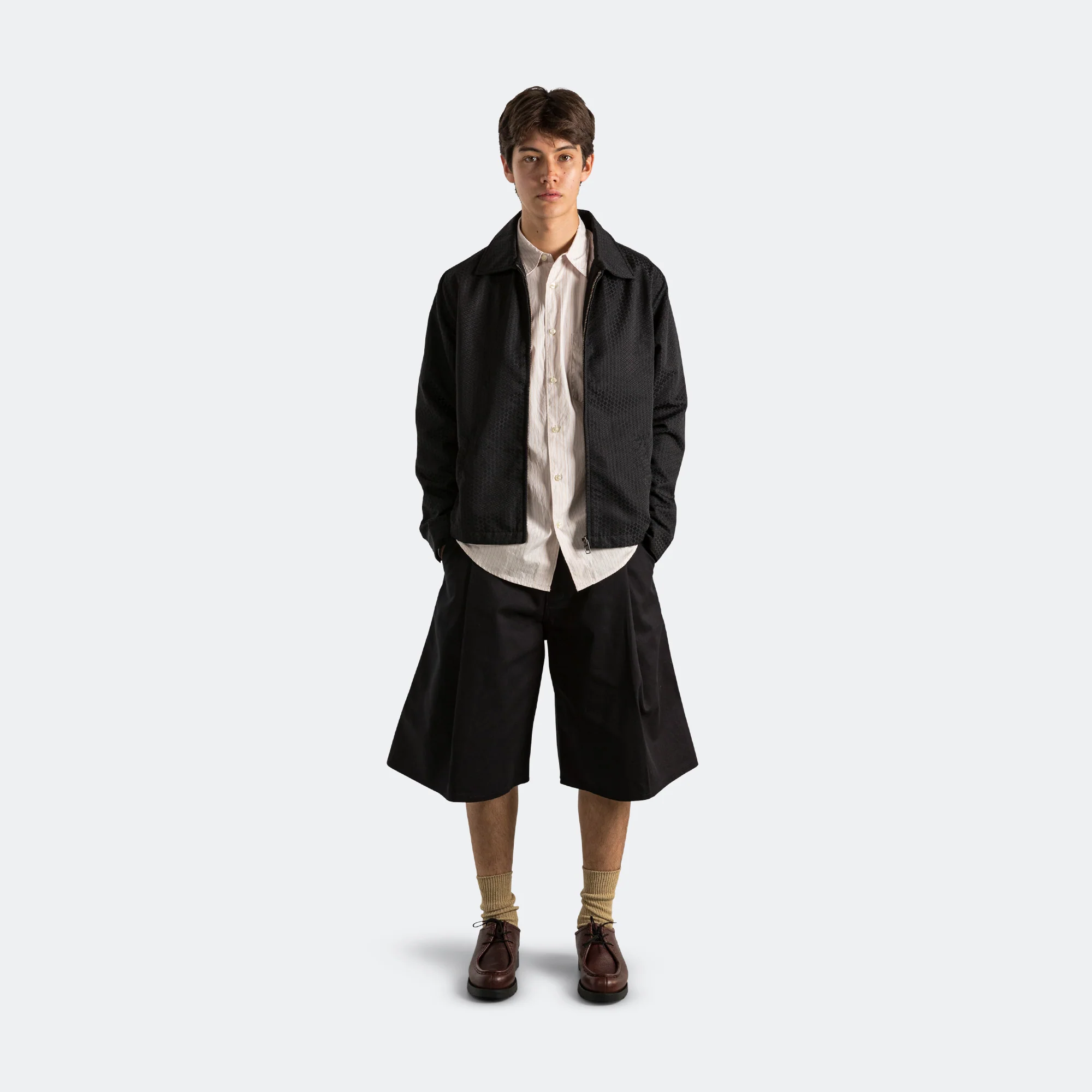 Pyramid Short - Black - Image 5