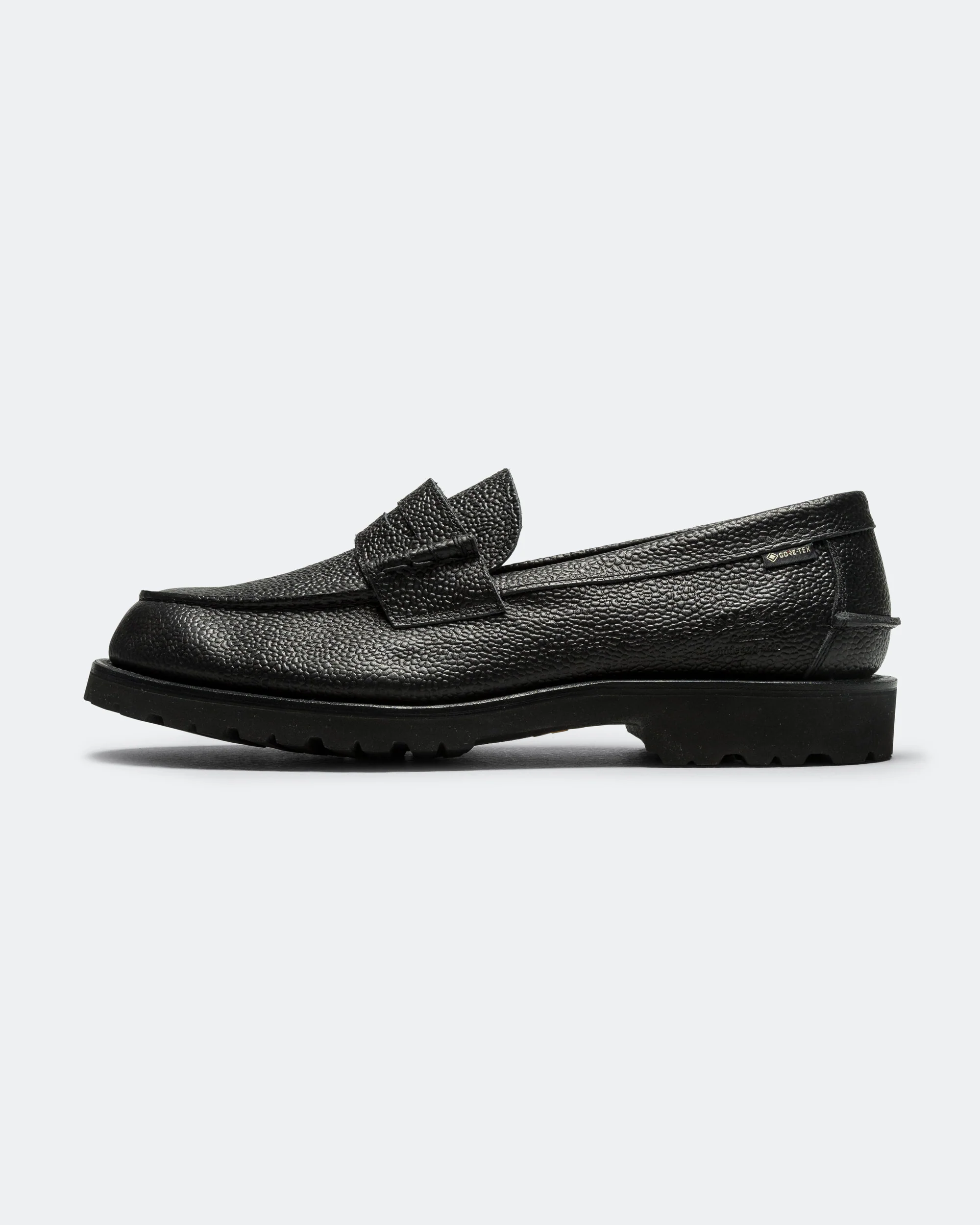 Beefroll Loafer - Pebbled Black Leather