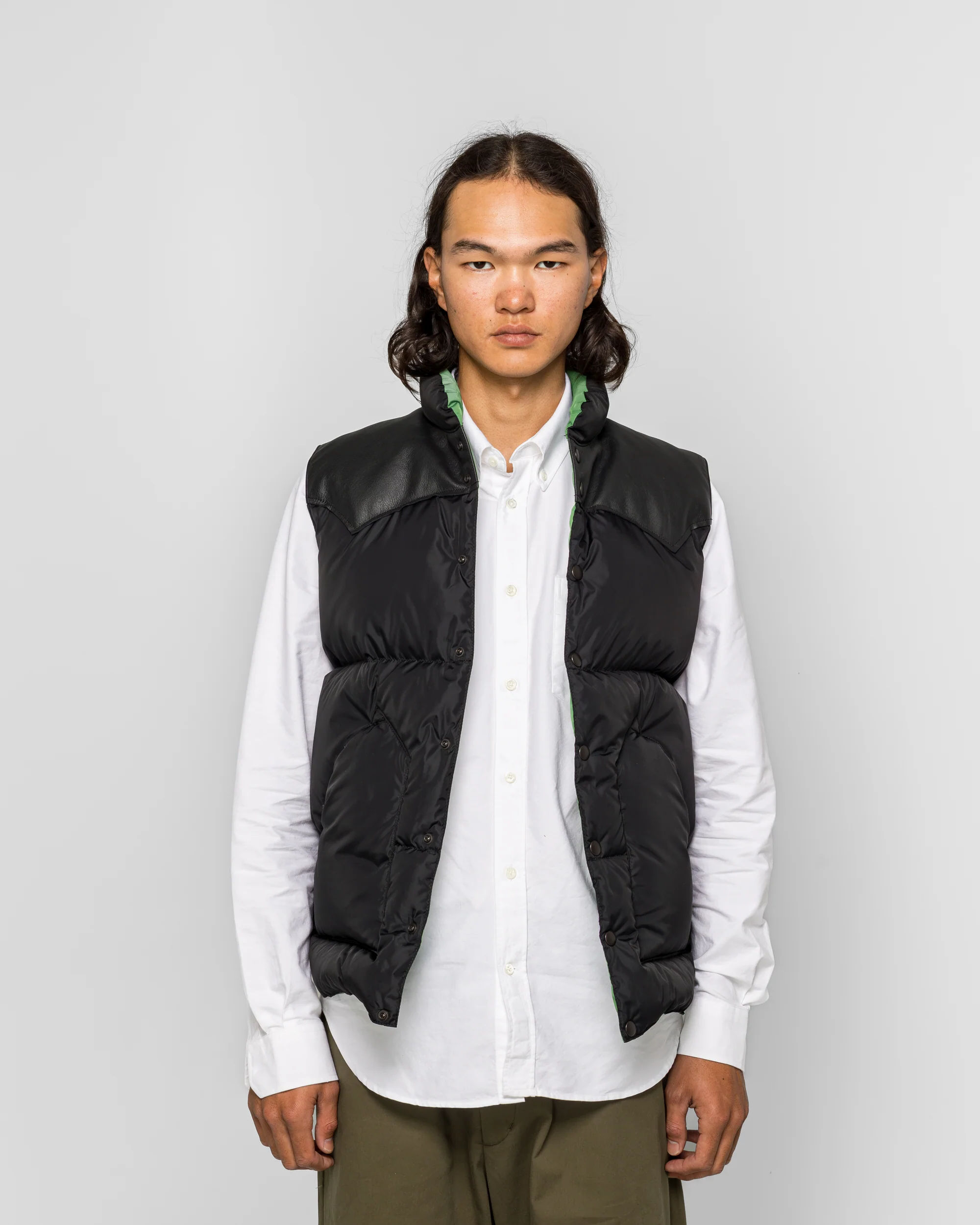 Down Vest for UP THERE - Black - Image 2