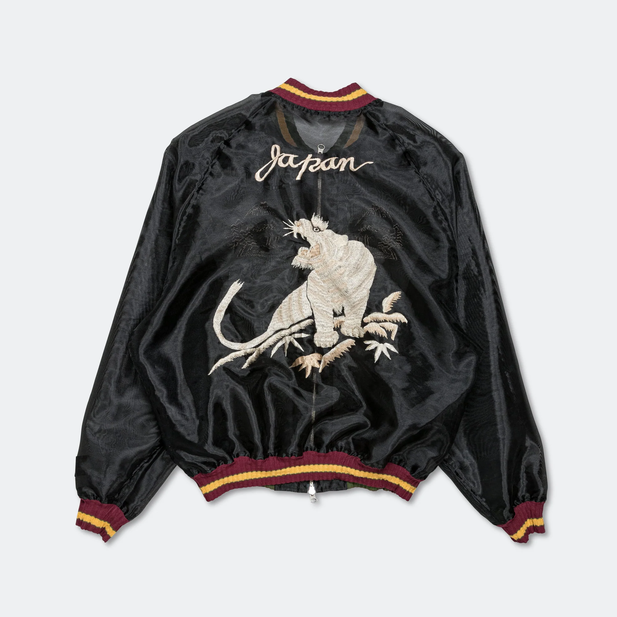 Sheer Pearl Mosquito Guard Souvenir JKT (TIGER) - Black - Image 2