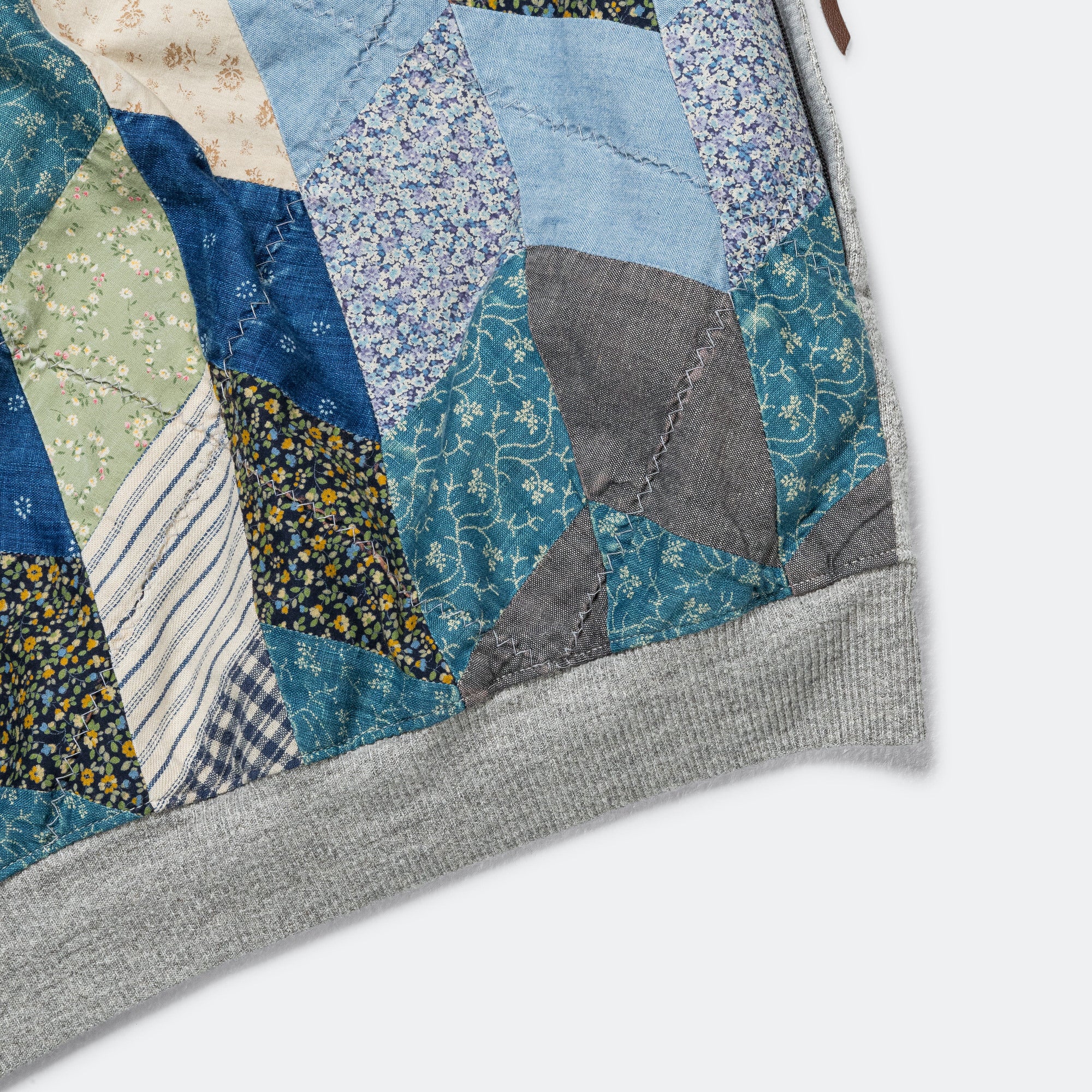 TOP SWT Knit x YABANE Quilt 2 TONES BIG Vest - Grey/IDG - Image 9