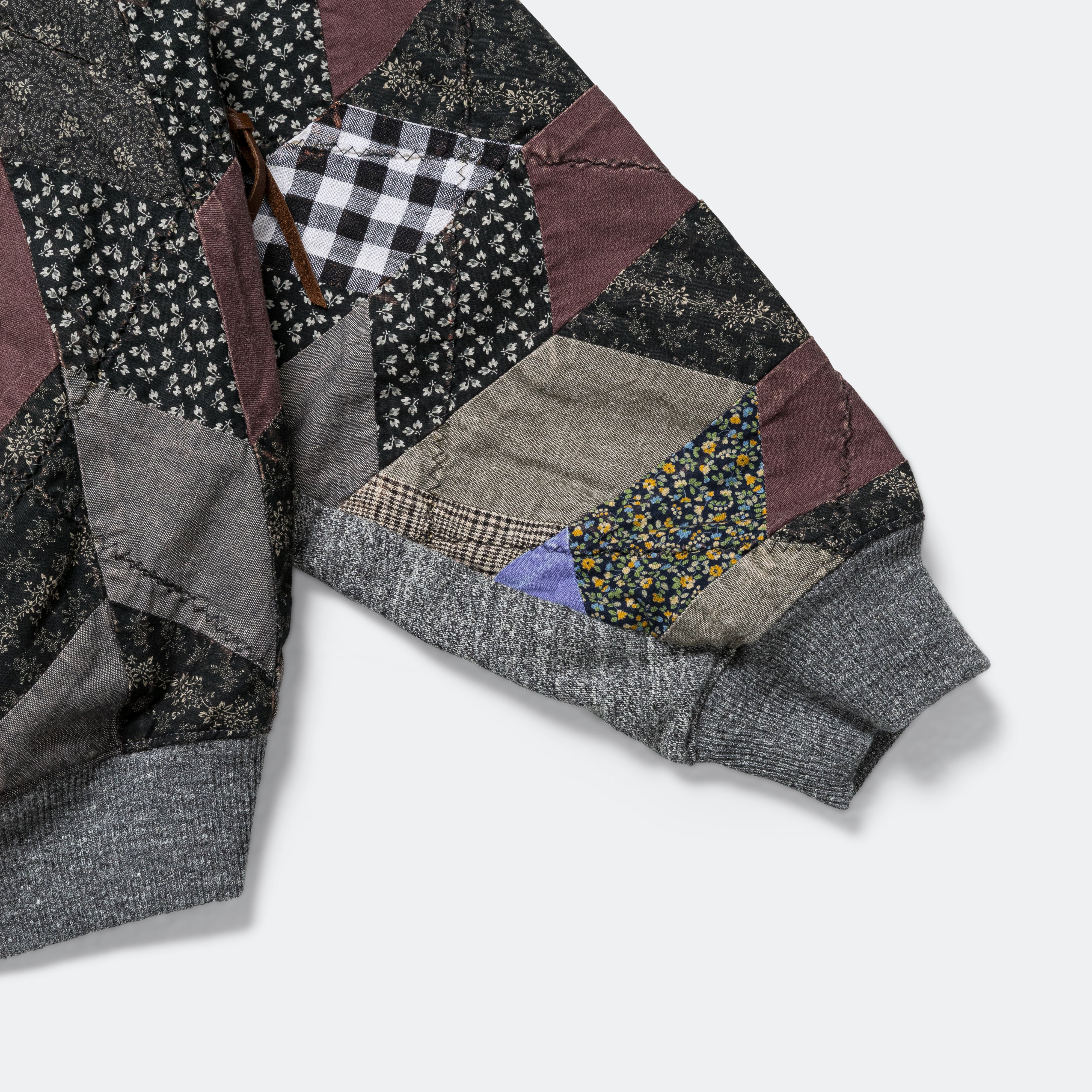 TOP SWT Knit x YABANE Quilt 2TONES BIG SWT - Charcoal/Black - Image 7