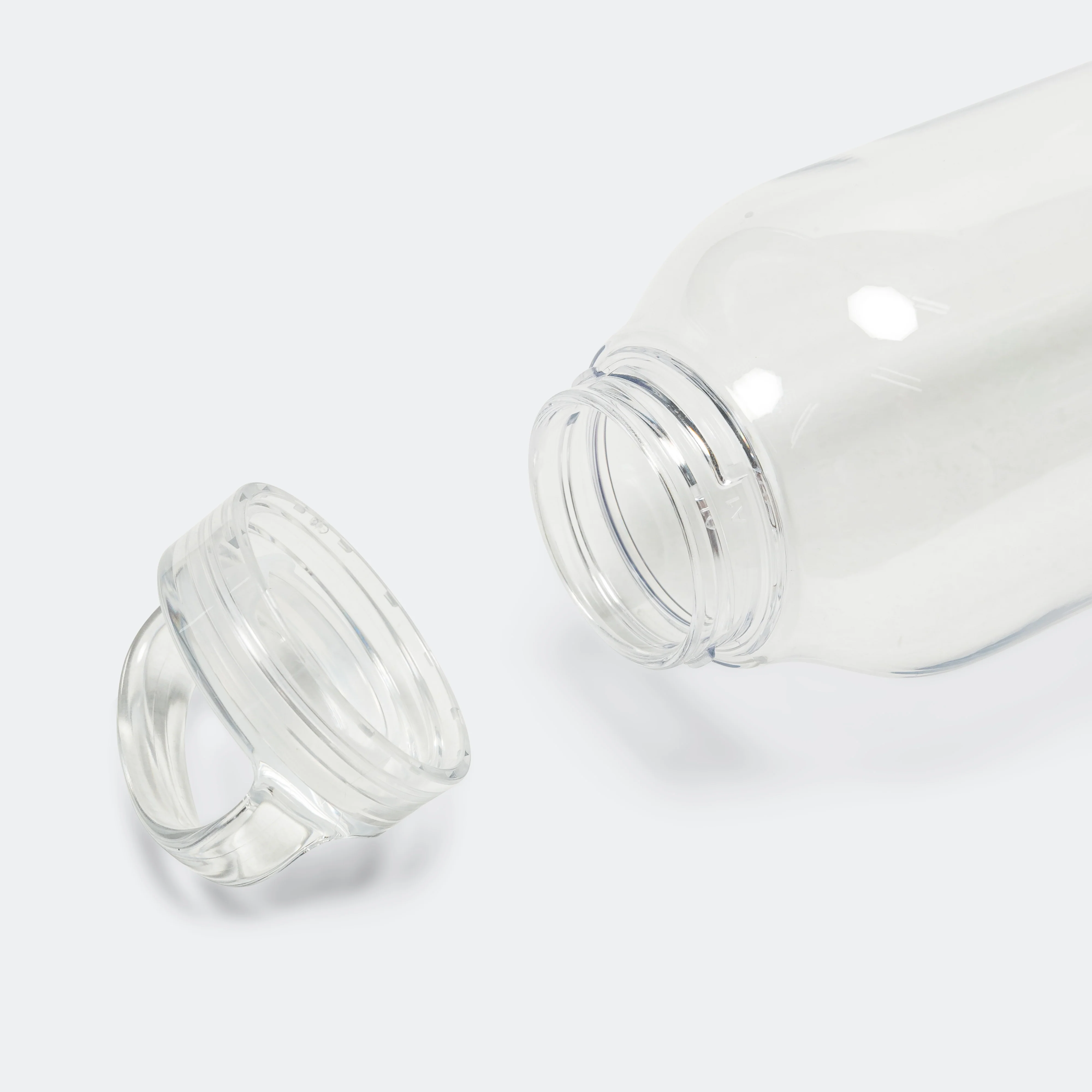 Kinto Logo Water Bottle - 500ml - Clear - Image 3