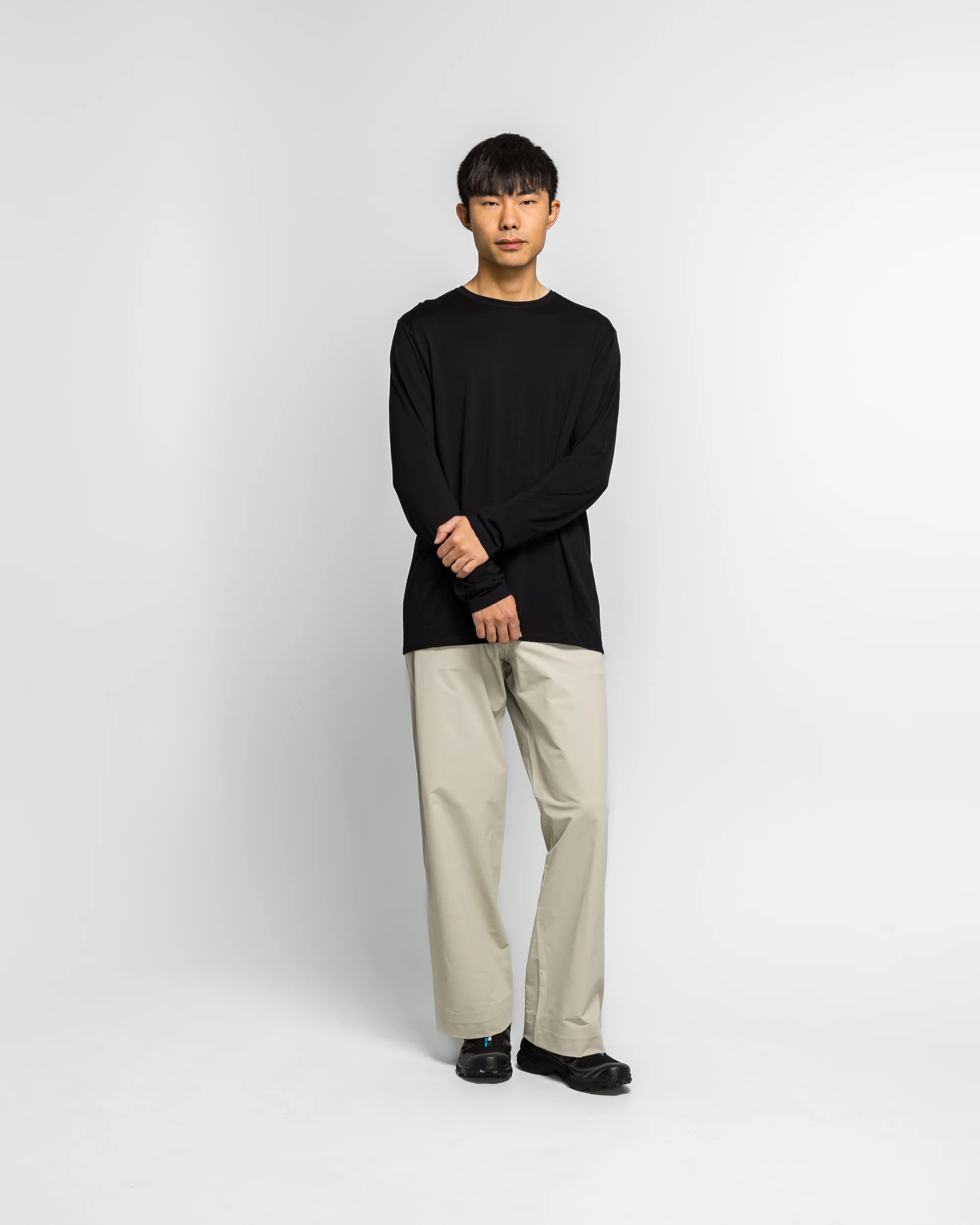 Conic Wool Midlayer - Black - Image 5